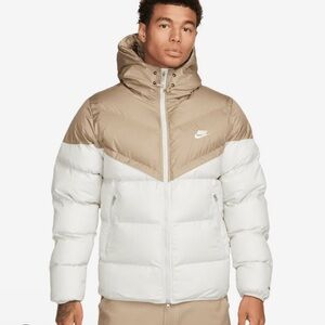 Men’s Nike puffer jacket